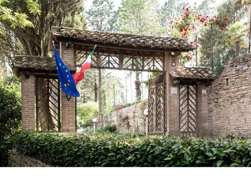 Casa Fiorita Bed & Breakfast Sant'Enea Exterior photo
