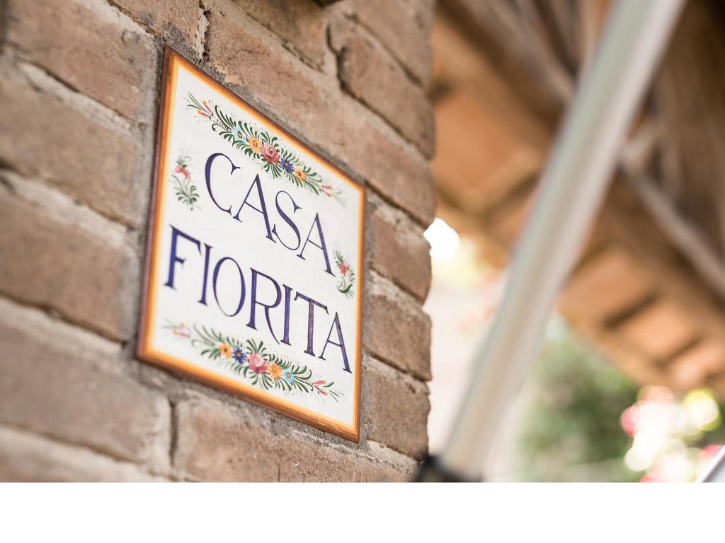 Casa Fiorita Bed & Breakfast Sant'Enea Exterior photo